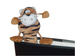  GS7405 - CE - Brown Tiger (16cm) - bookmark